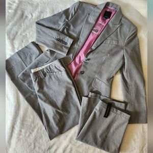 🆕️T. Limited- Drew Suit Set